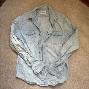 Goodfellow Men’s Denim Button Up Medium
